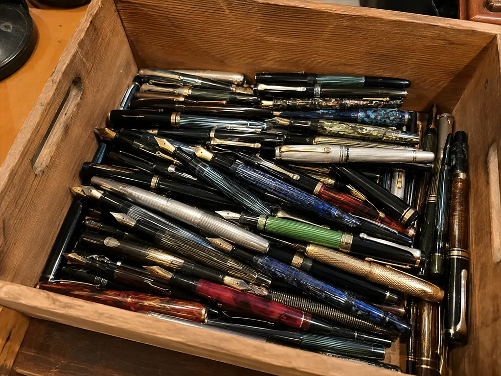 Collection de stylos plume et stylos anciens